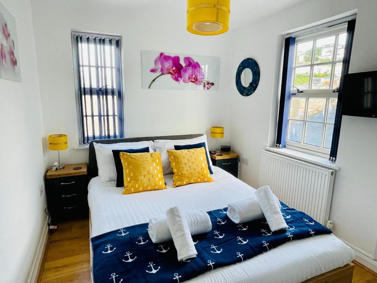 Captains Rest - 2 Bedroom Apartment In The Heart Of Brixham Exterior photo