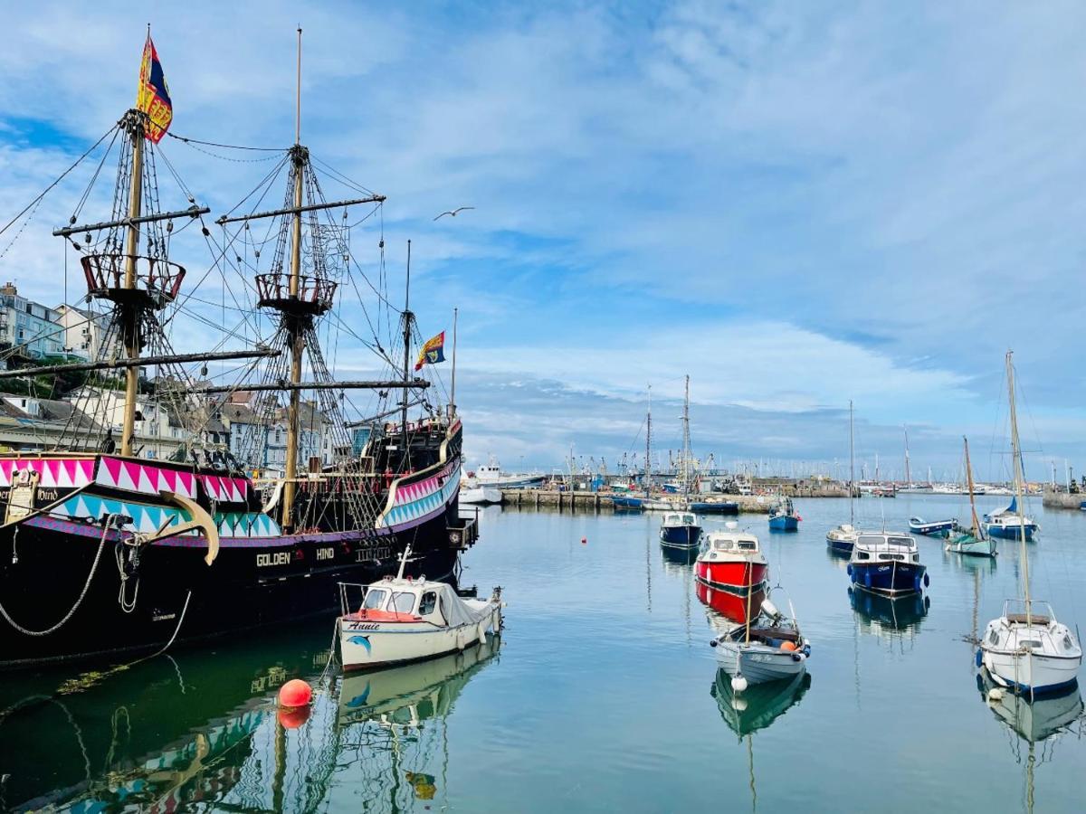 Captains Rest - 2 Bedroom Apartment In The Heart Of Brixham Exterior photo